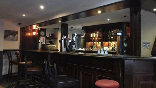 The Bridge Inn Tillicoultry Экстерьер фото